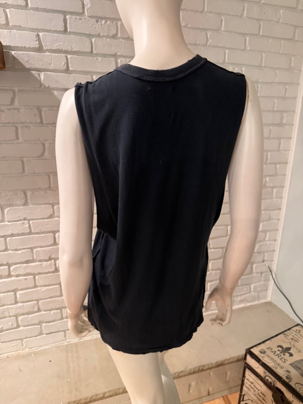 UNIF ITS BEEN REAL WEIRD BLACK OVERSIZED TANK TOP XS BRAND NEW WITHOUT TAGS - Picture 6 of 15